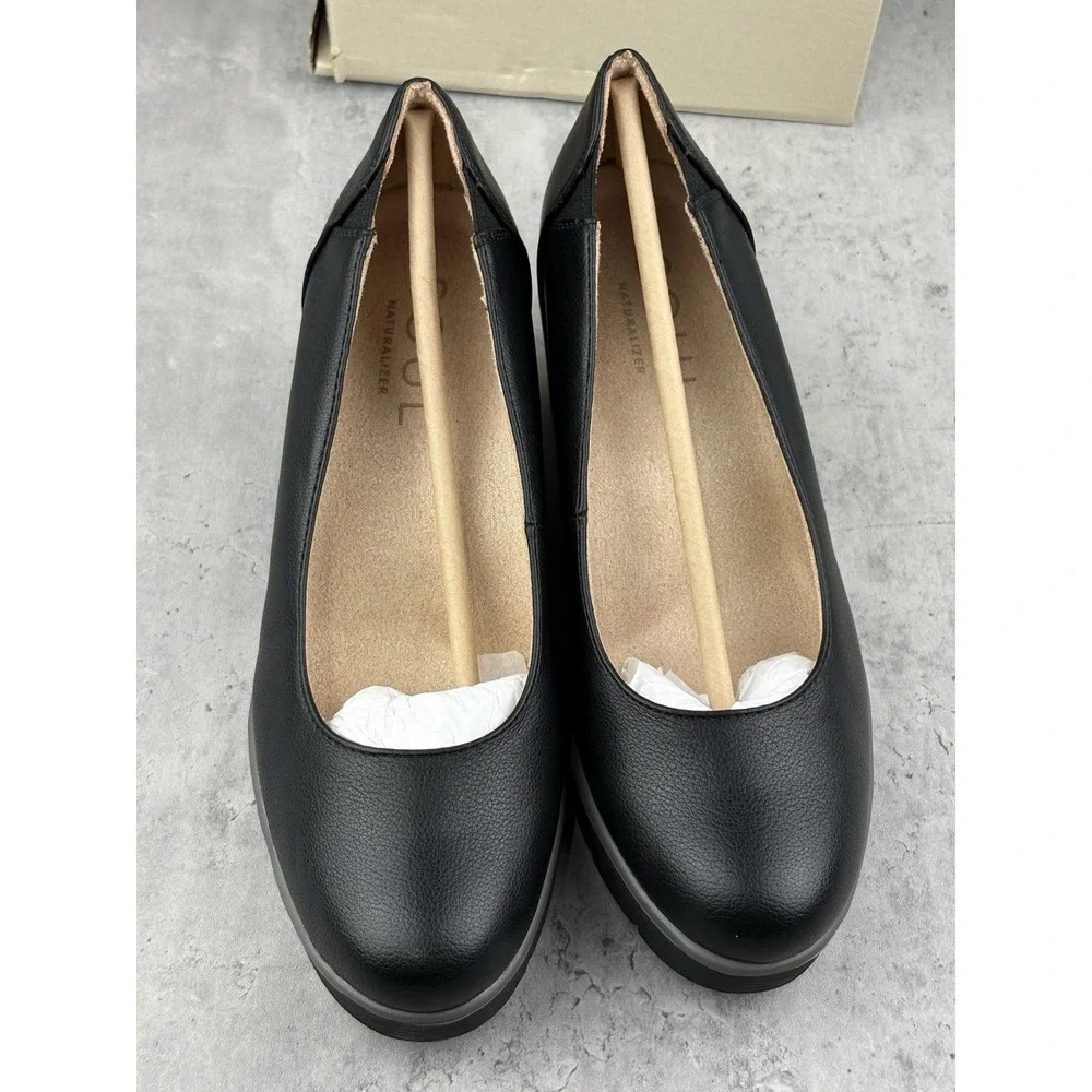 Soul Naturalizer  About Time  Black Closed Toe Wedge Pumps Size 7.5 Wide New